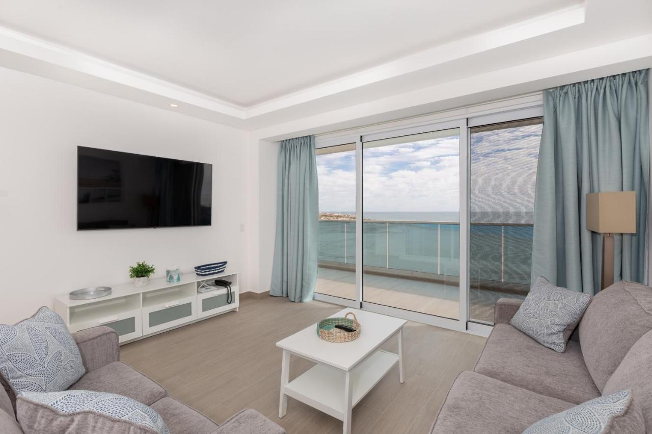 Brand New Contemporary 2 Bd Oceanfront Condo At Encantame Towers Verano E302 Playa Encanto Εξωτερικό φωτογραφία