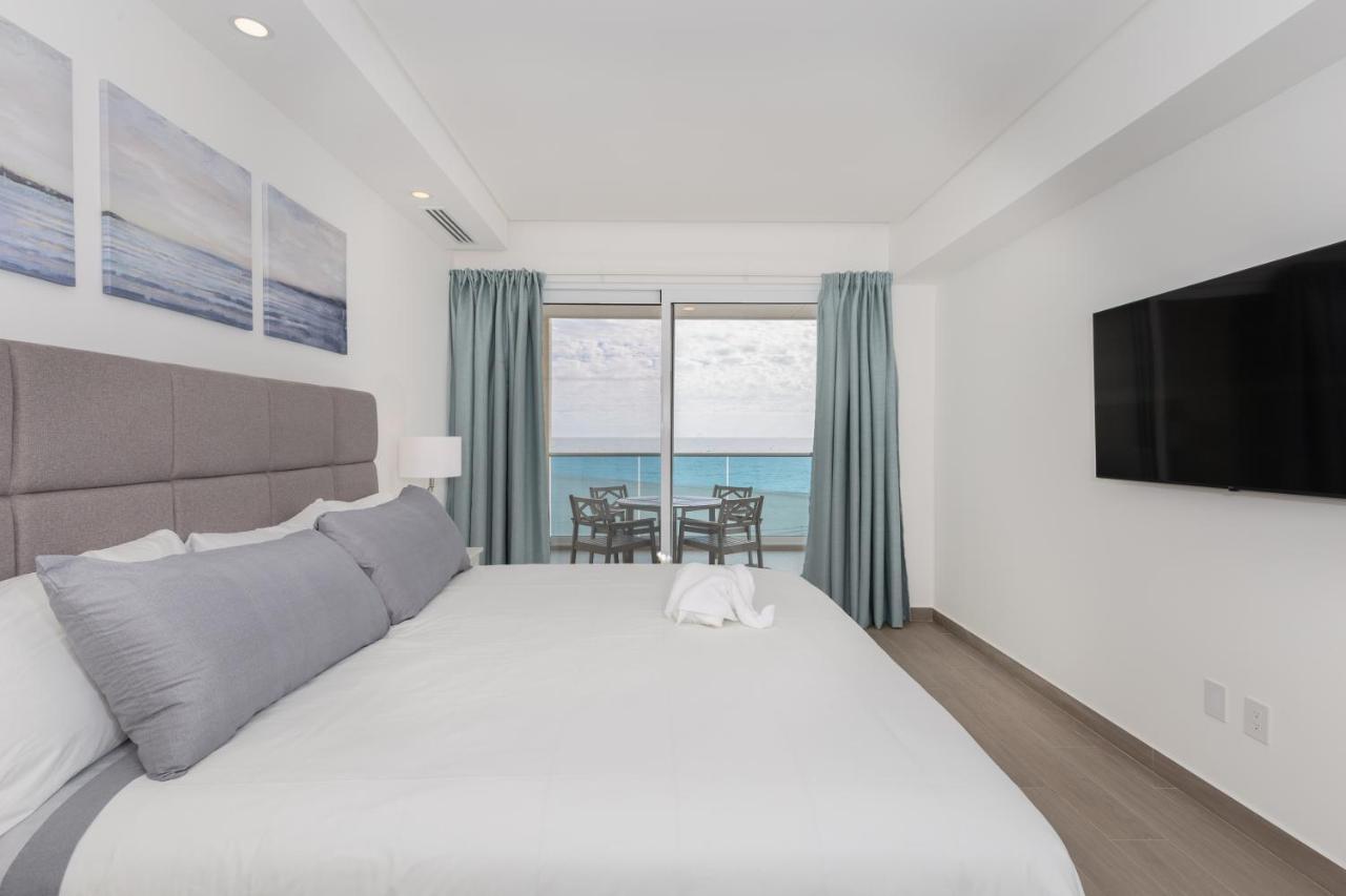 Brand New Contemporary 2 Bd Oceanfront Condo At Encantame Towers Verano E302 Playa Encanto Εξωτερικό φωτογραφία